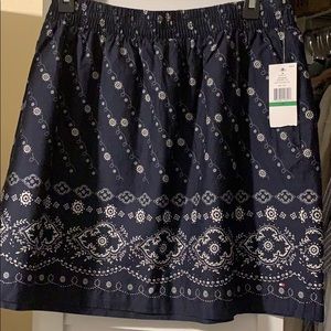 Women’s Tommy Hilfiger Large Navy and white skirt